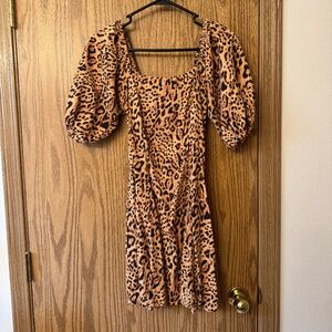 Billabong leopard print cocktail dress 🐆